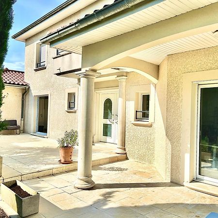 Room In House Villefontaine Exterior foto