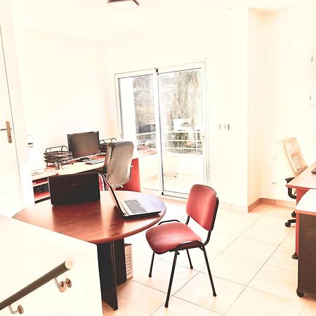 Room In House Villefontaine Exterior foto