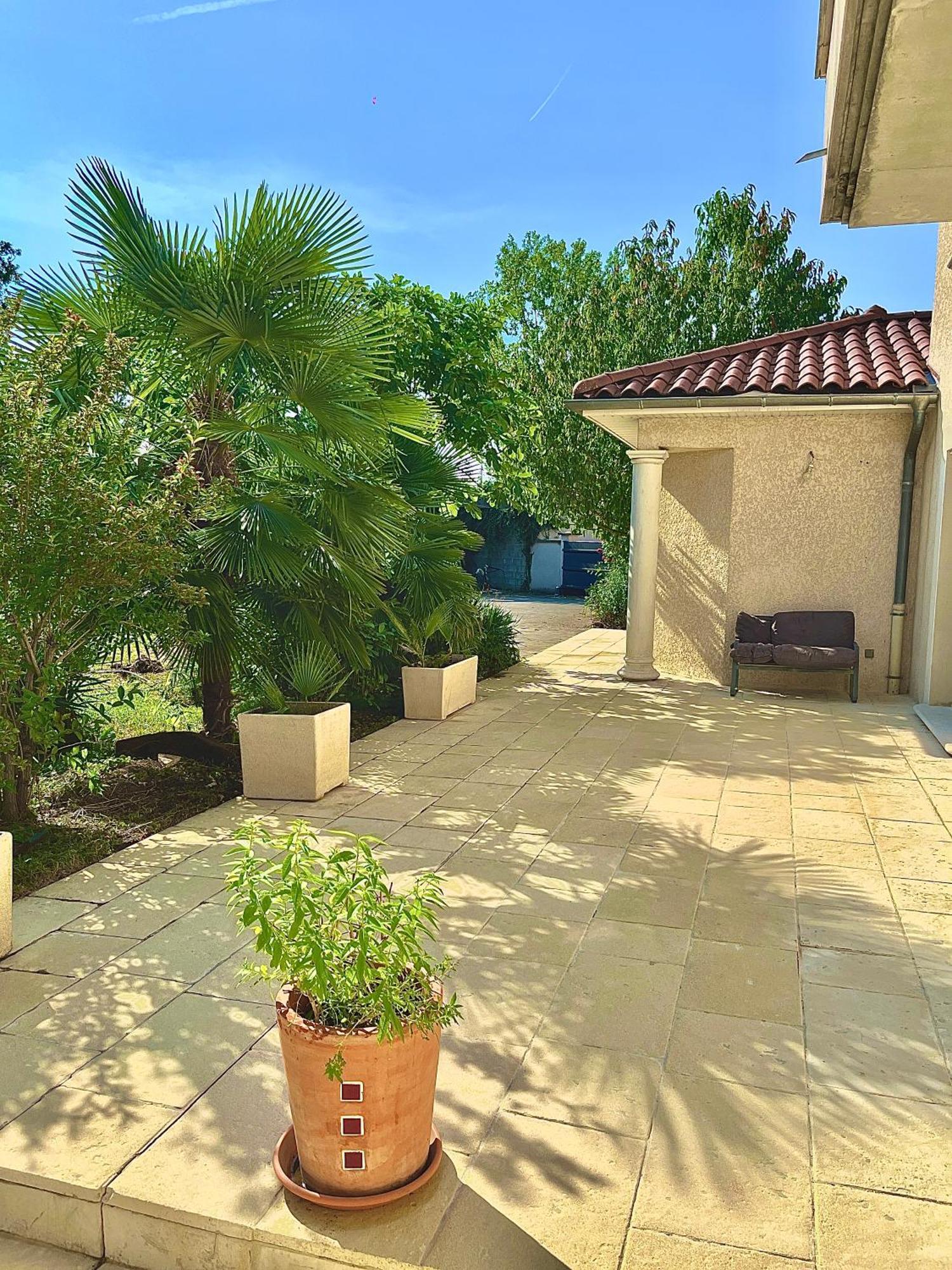 Room In House Villefontaine Exterior foto